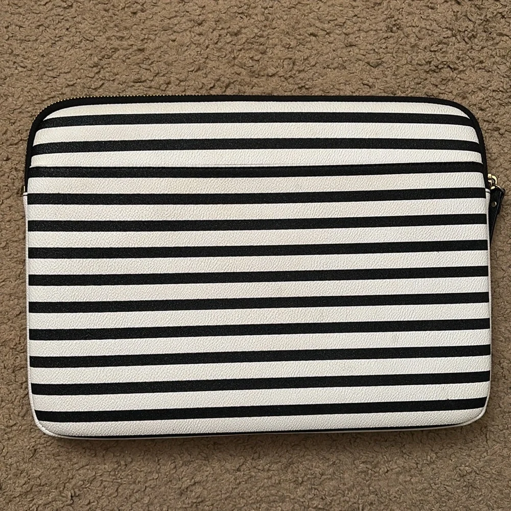 Kate Spade ♠️ Laptop Case